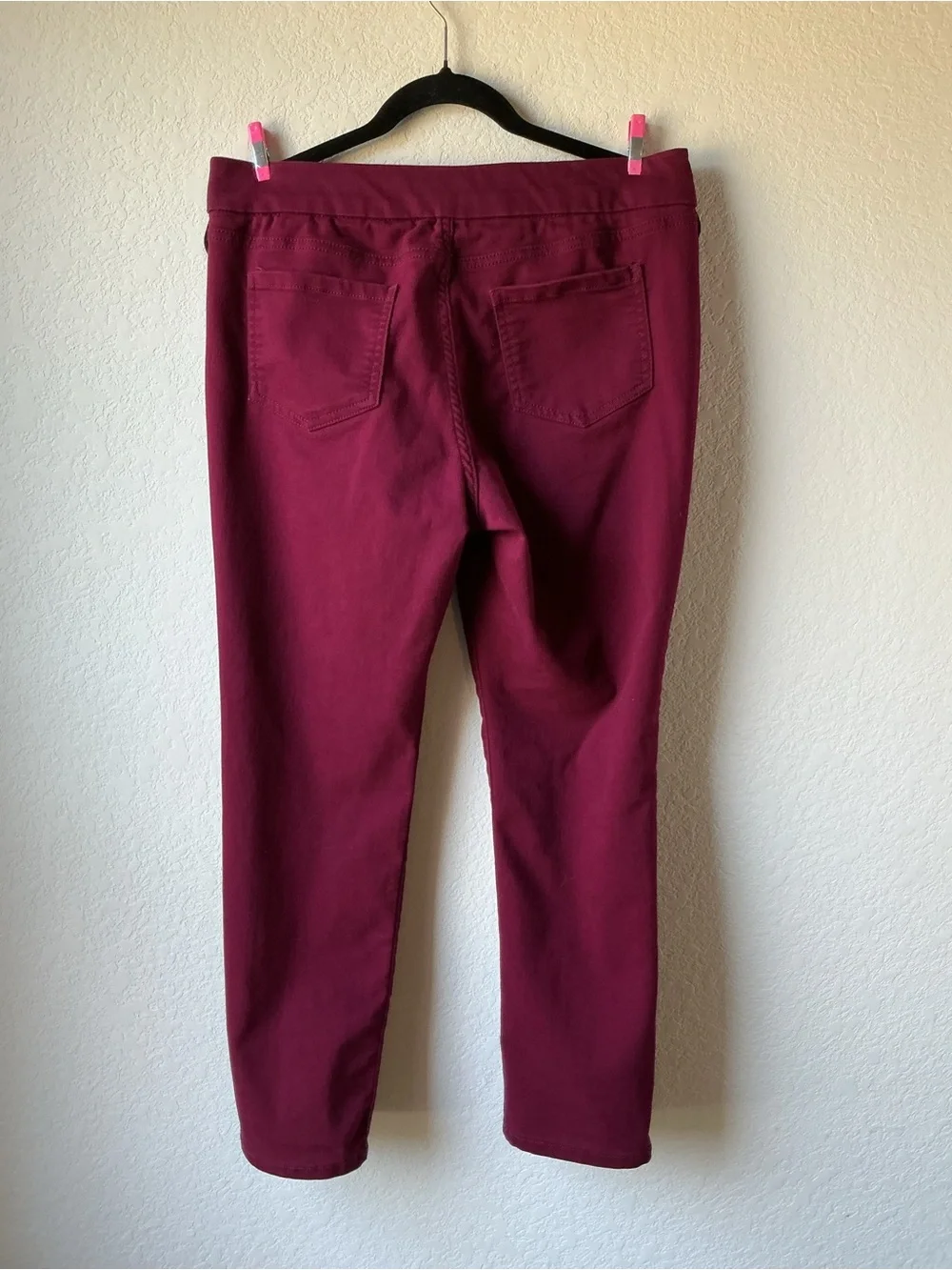 Liz Claiborne Amber Pull On Jeans Burgundy 14P
